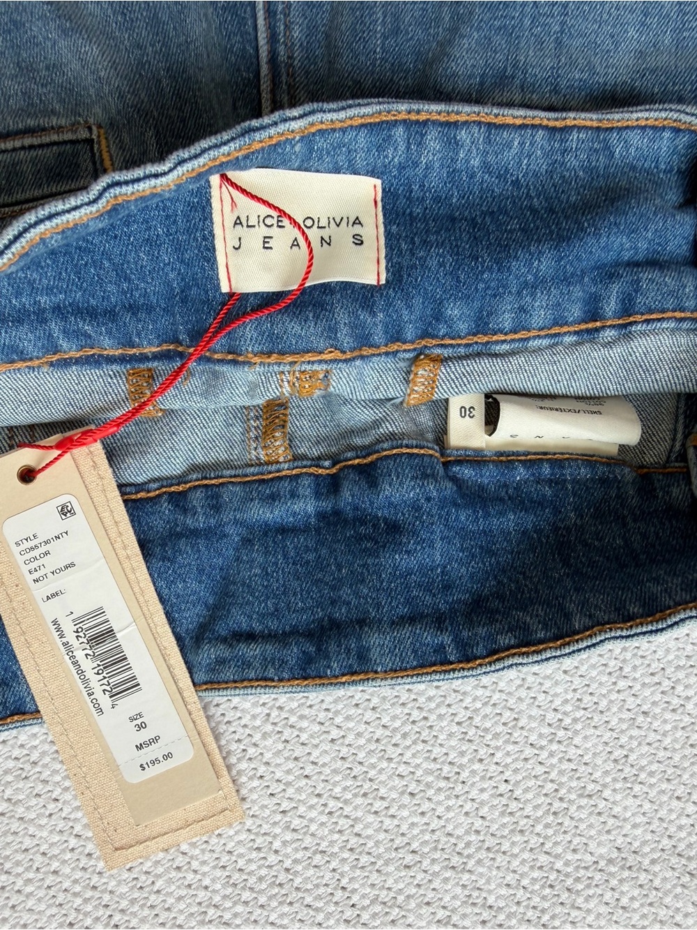 Alice + Olivia Vintage-Style Patch Pocket Denim Shorts in Blue - Picture 4 of 4